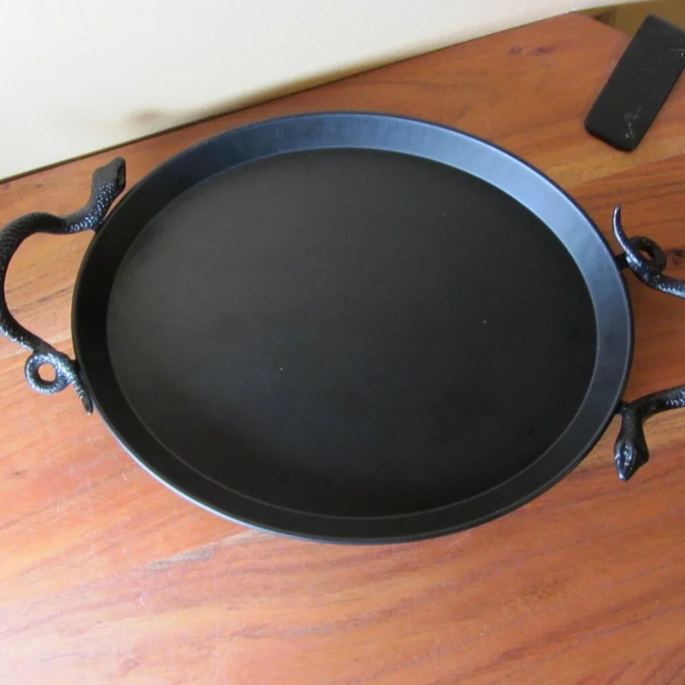 snake serving tray metal 2022 halloween bullseye target (W6281)